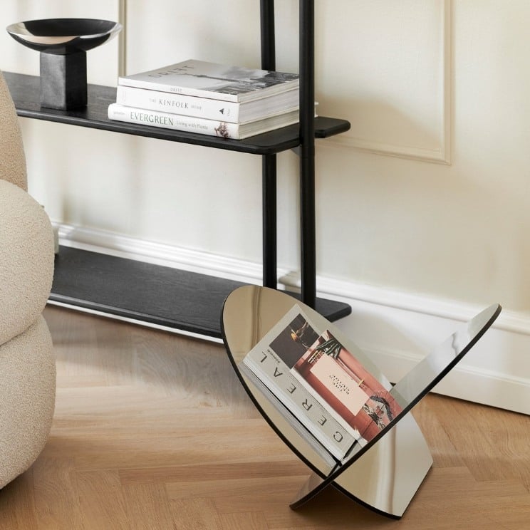 abraza el acero: revistero de Gejst