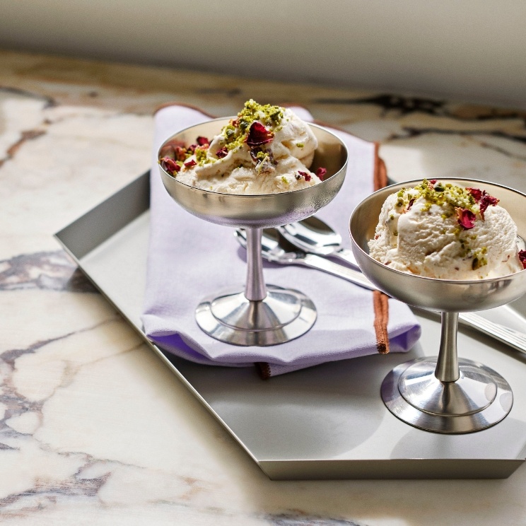 Cuenco para helado Hay: abraza el acero