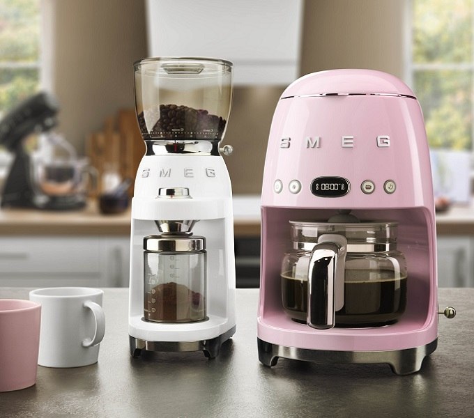 Smeg filter aparat za kavu