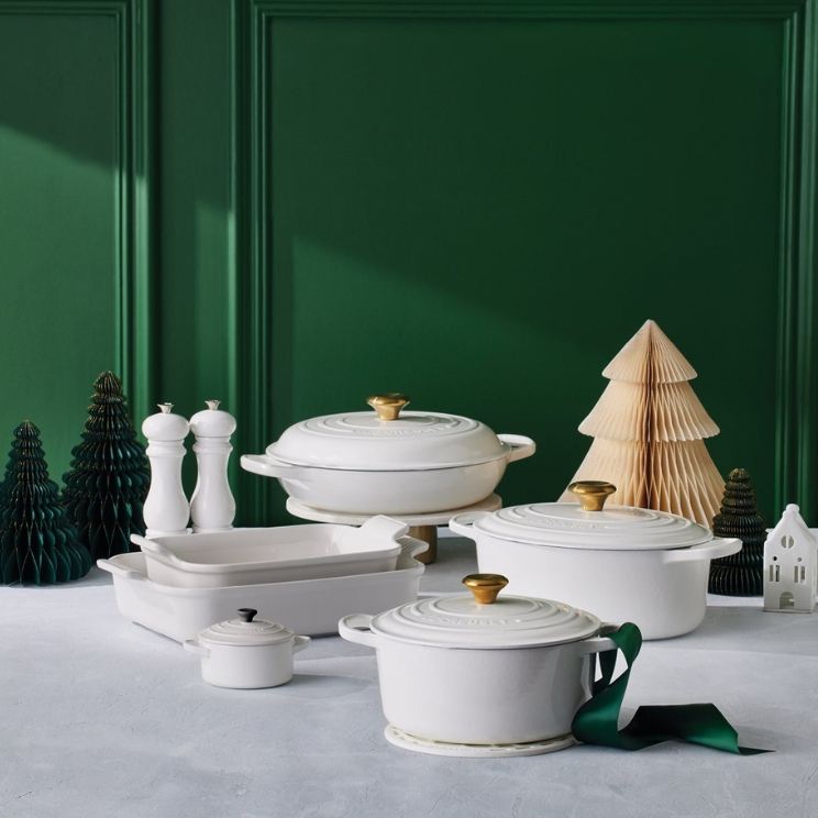 cocina navideña 2025: arreglo atemporal de Le Creuset