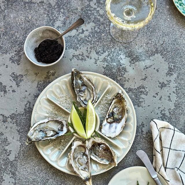 plato con aperitivos