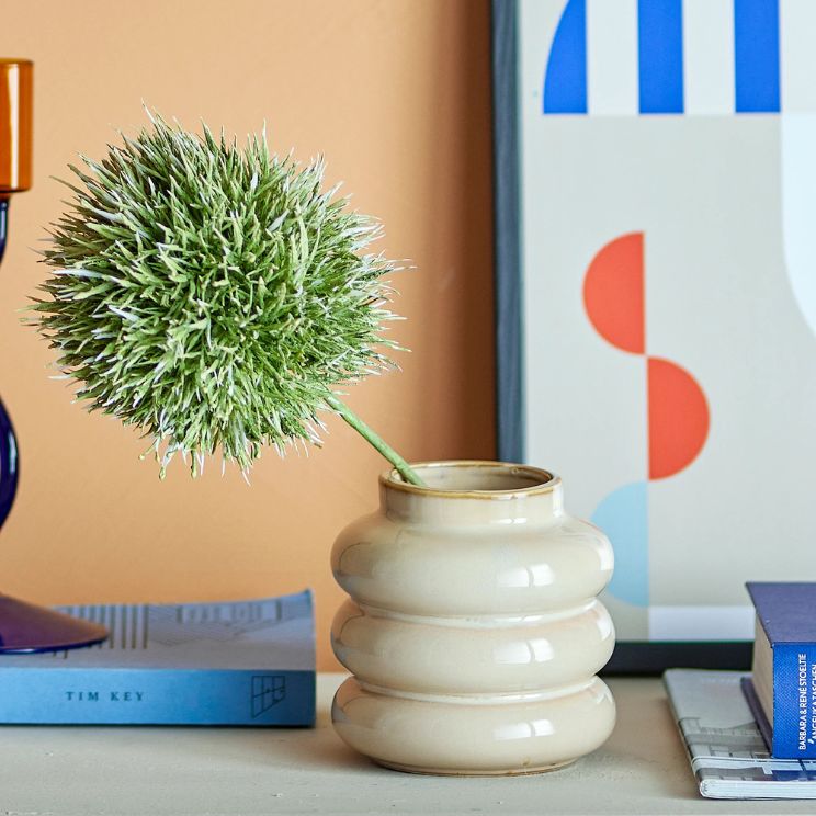 Vase en céramique de style chubby