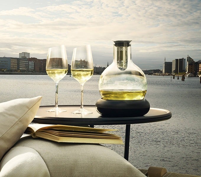 ποτήρια λευκού κρασιού