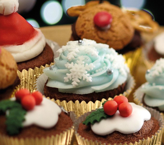 Küche Handwerk Zuckerguss Stanzen Schneeflocken