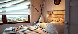 Nanoleaf light bulbs cosy bedroom