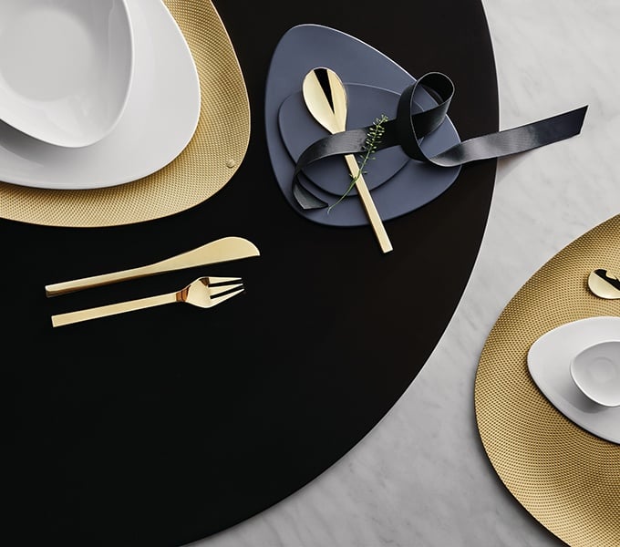 zlatni tanjuri, zlatni pribor za jelo