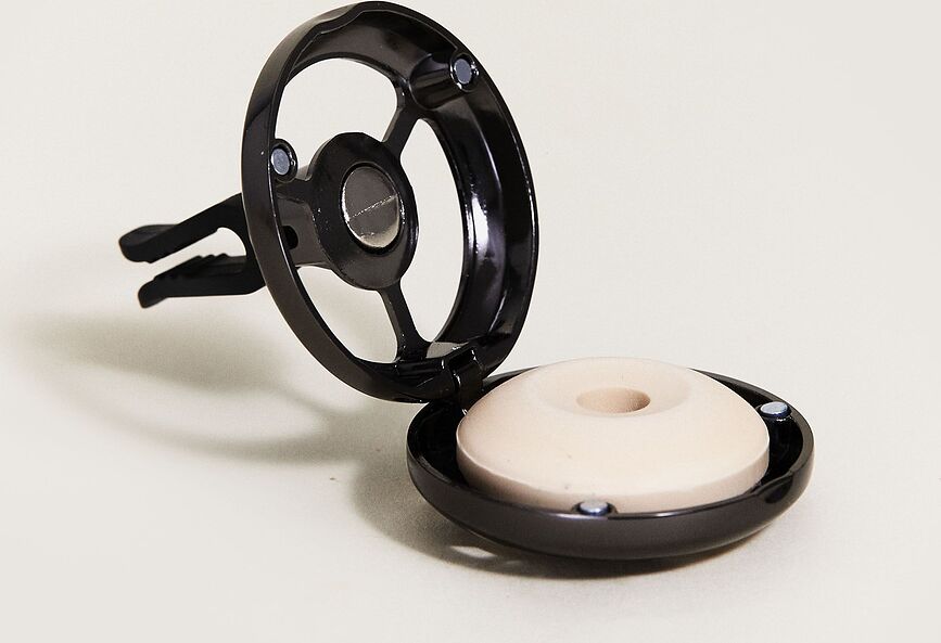 Difusor de aroma para coche Lolita, negro