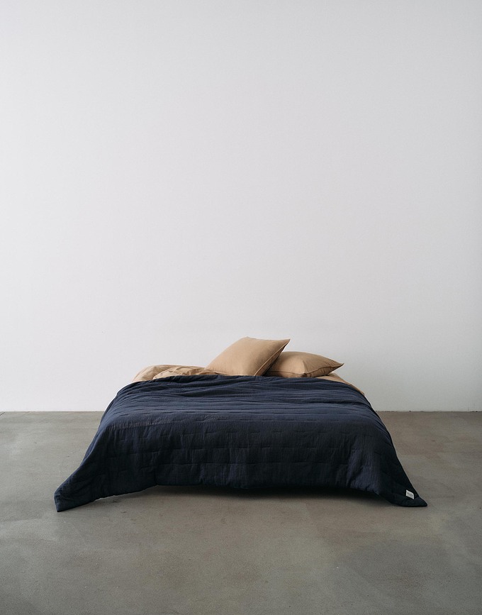 Colcha Soletta, 180 x 265 cm, azul marino oscuro