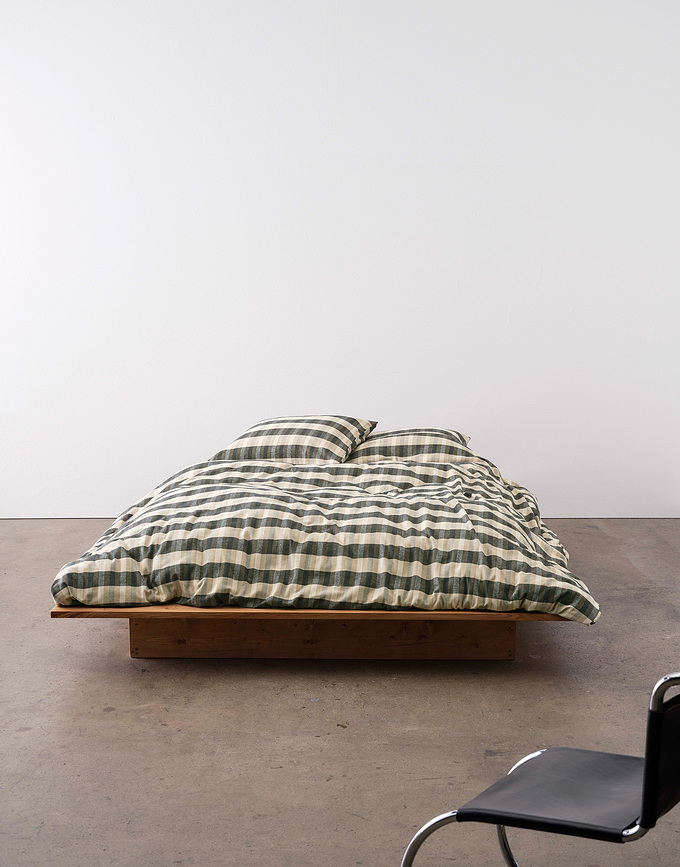 Hillan Posteljnina, 140 x 200 cm, bež-črna, z 1 prevleko za vzglavnik 70 x 90 cm, zapiranje na preklop