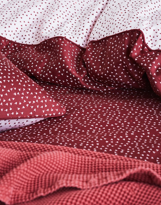 Svara Parure de Lit rouge, 200 x 220 cm, avec 2 taies d'oreiller 60 x 70 cm