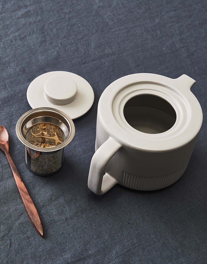 Tetera con infusor Moments, 1 L, oliva