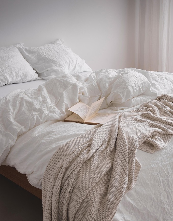 Valka Parure de lit, 200 x 220 cm, lin, blanche, avec 2 taies d'oreiller 60 x 70 cm