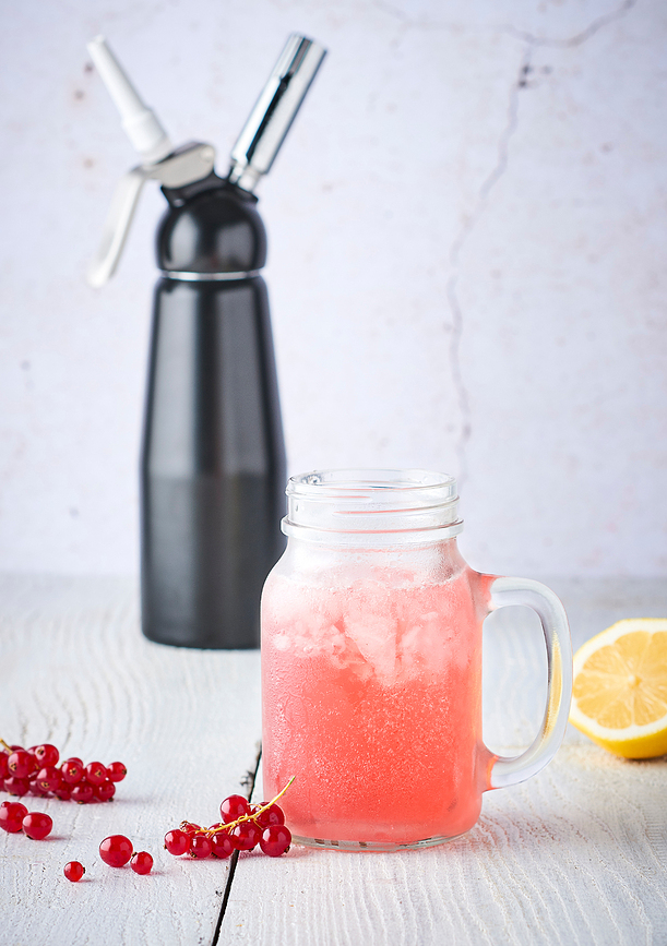 Mastrad Sifon s izmjenjivim nastavcima 500 ml crni