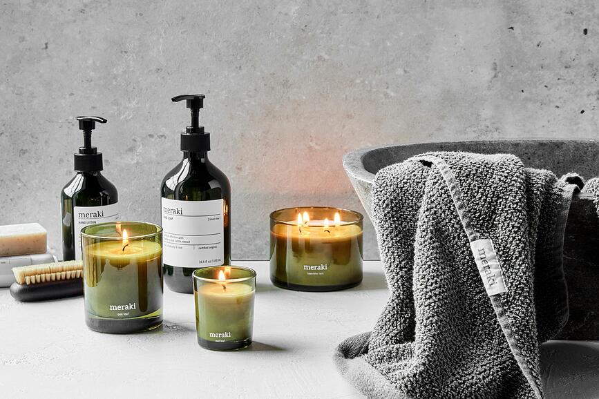 Meraki Oud Leaf Bougie Parfumée, petite