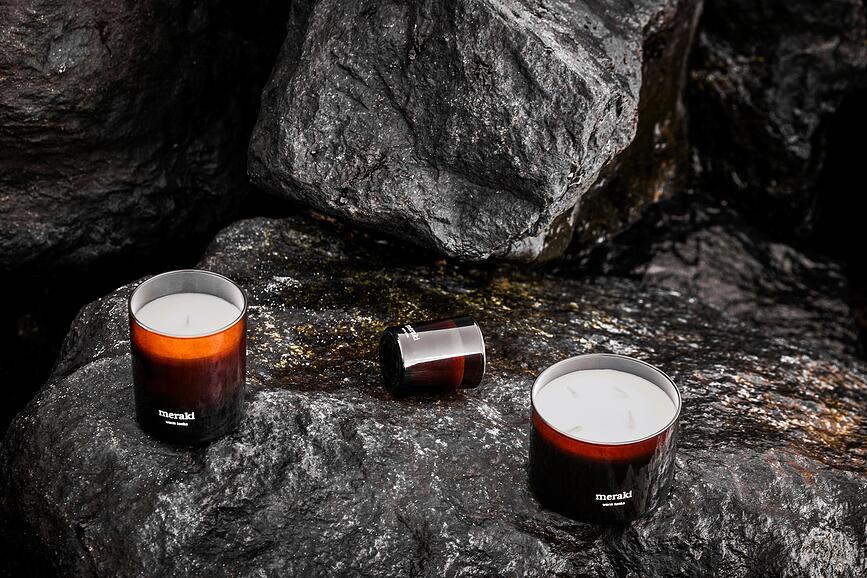 Vela aromática Meraki Oud Leaf, pequeña