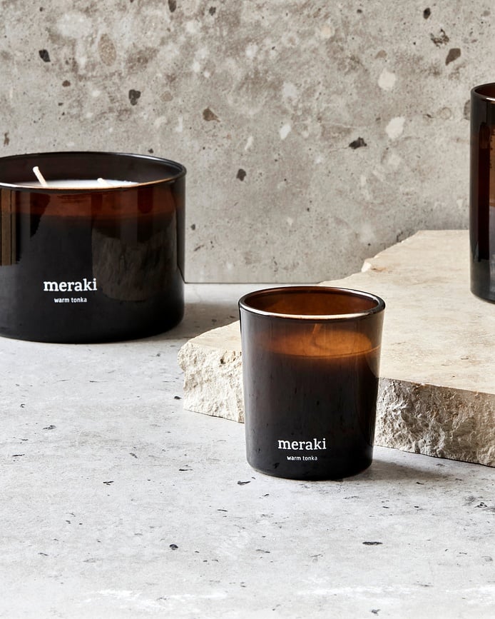 Vela aromática Meraki Oud Leaf, pequeña