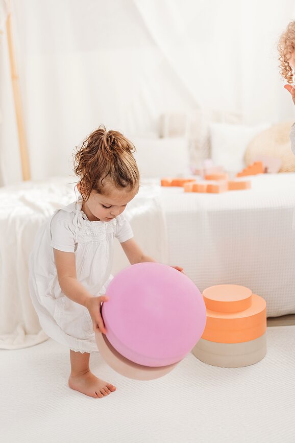 Juego de motricidad Rainbow Chair, tonos tierra, Set de 5 piezas