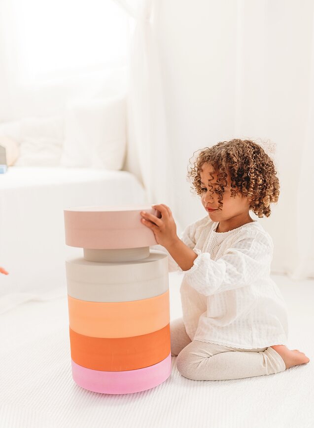 Juego de motricidad Rainbow Chair, tonos tierra, Set de 5 piezas