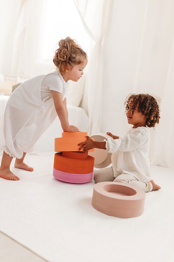 Juego de motricidad Rainbow Chair, tonos tierra, Set de 5 piezas