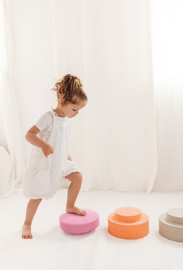 Juego de motricidad Rainbow Chair, tonos tierra, Set de 5 piezas