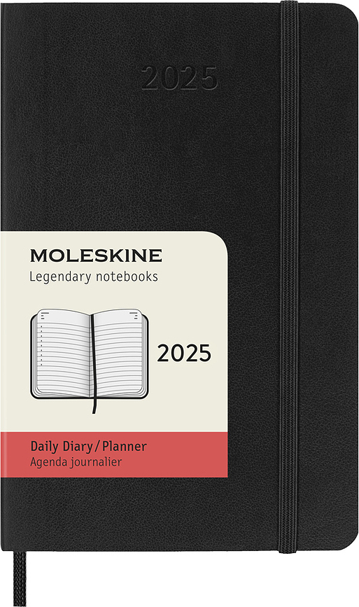 Kalendár Moleskine 2025 12M denný mäkká väzba P čierny