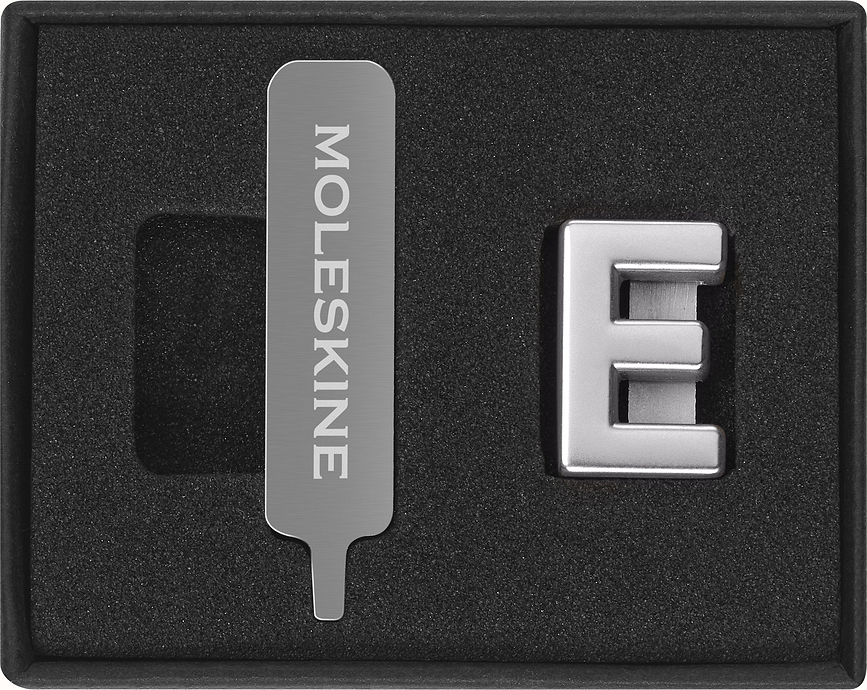 Moleskine Pin's Lettre pour carnet, argenté