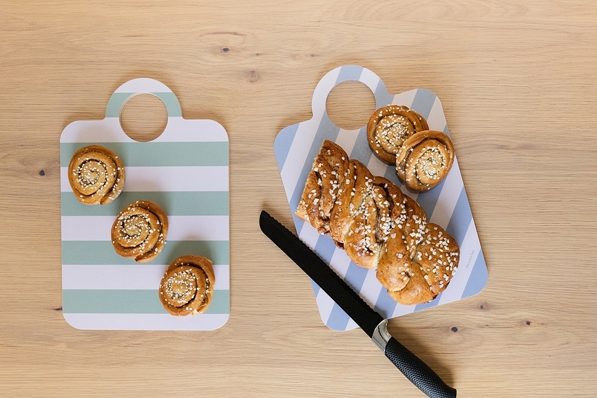 Checks & Stripes Deska za rezanje in serviranje, 21 x 31 cm