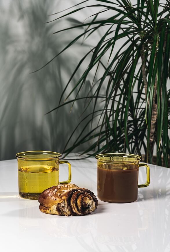 Muurla Šalica 350 ml staklena ružičasta