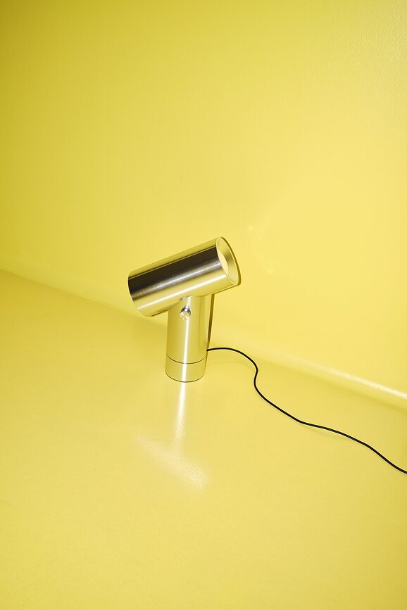 Beam Stolna Lampa L srebrna