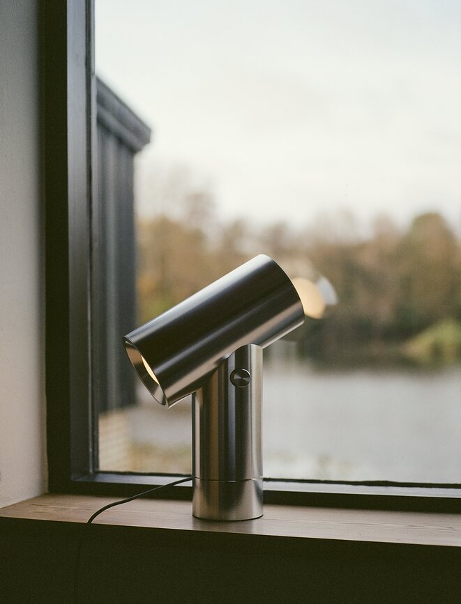 Beam Stolna Lampa L srebrna