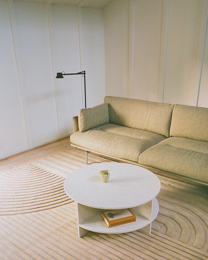 Dedicate Podna Lampa crna