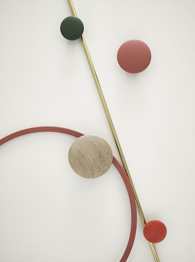 Dots Wood Kuka zidna 17 cm crna