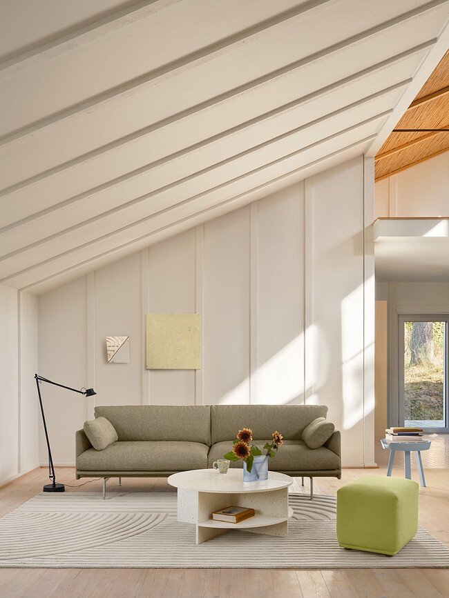 Lámpara de Pie Dedicate, negra