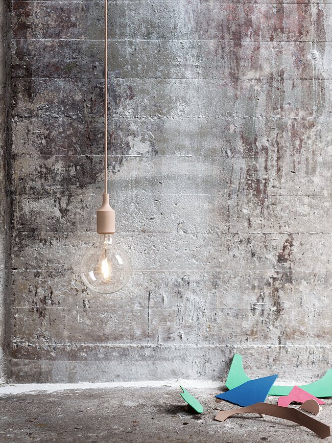 Muuto Lampa viseća E27 lila
