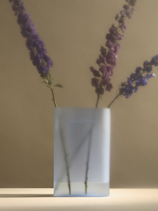 Ridge Vase 35 cm, taupe, en verre