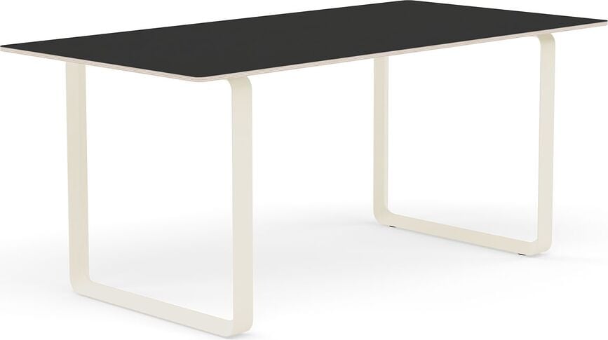 Stôl Muuto pieskovo hnedé nohy 170 x 85 cm čierny