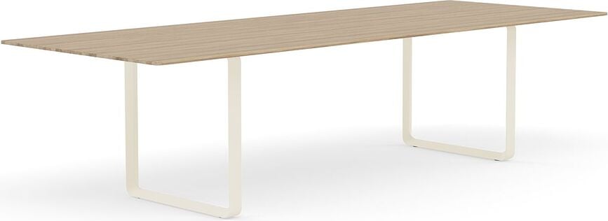 Stôl Muuto pieskovo hnedé nohy 295 x 108 cm svetlý dub