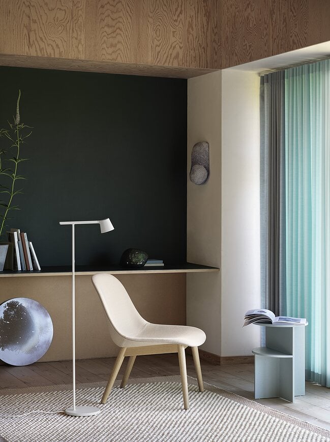 Tip Podna Lampa crna