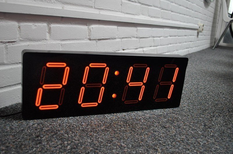 Big D Horloge murale, noire