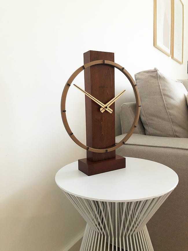Carl Small Horloge de Table, bois clair