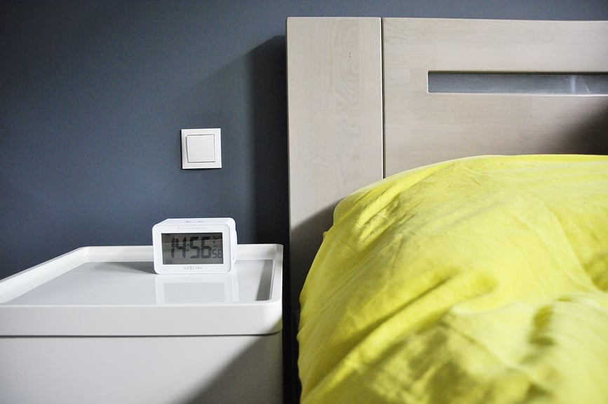 Easy Alarm Budilica stolna s radiom radiokontrolirana