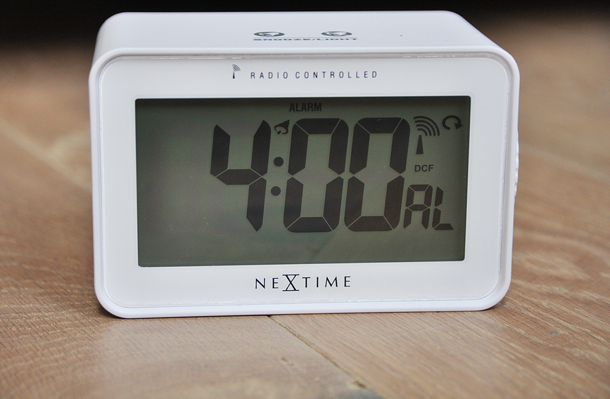 Easy Alarm Namizna ura z radiem, radijsko vodena