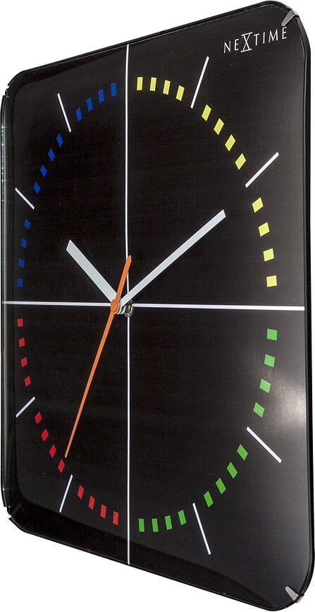 Four Seasons Stenska Ura