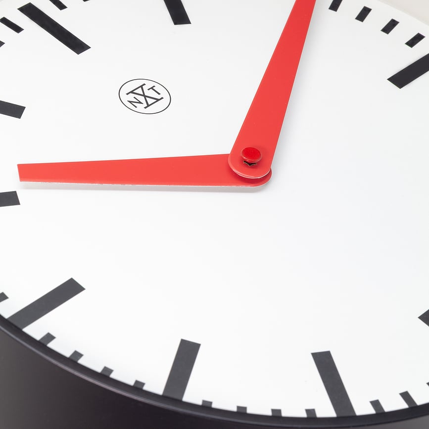 Newcastle Sat zidni 25,5 cm