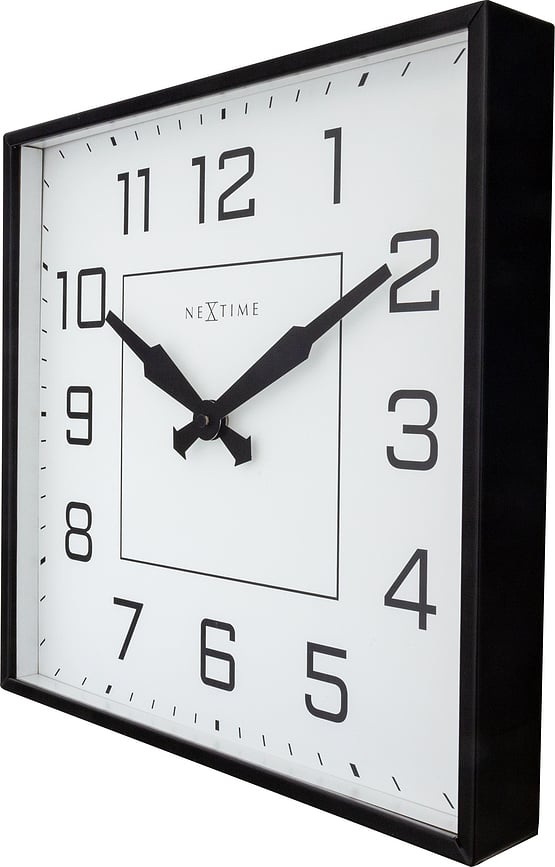 Reloj de pared Be Square, con cifras árabes