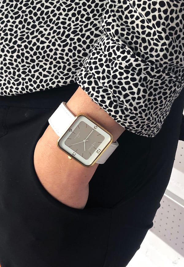 Reloj de pulsera Square Wrist, cuadrado, blanco, esfera plateada