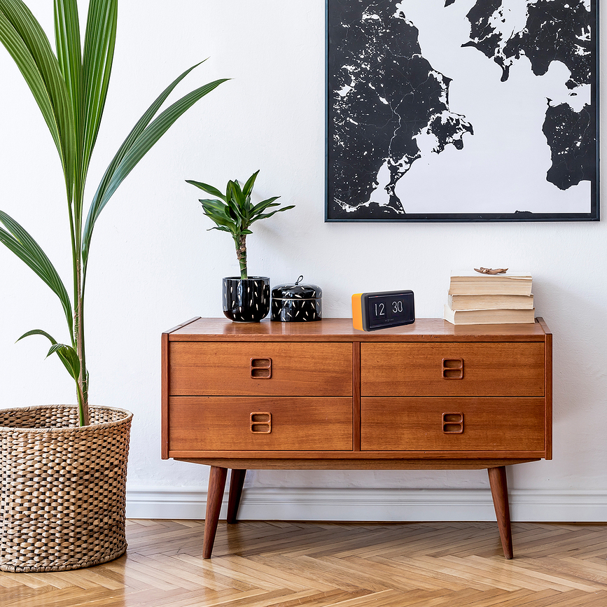 Small Flip Ura stenska ali namizna, črna