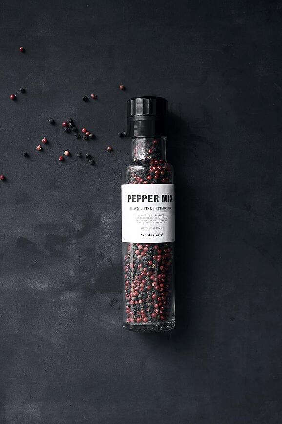 Nicolas Vahe Poivre avec moulin intégré, noir et rose