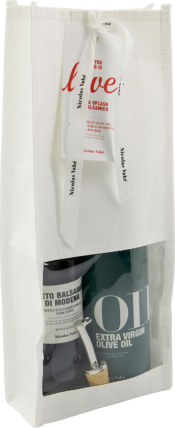 Подаръчен комплект Oil You Need Is Love And… 3 части