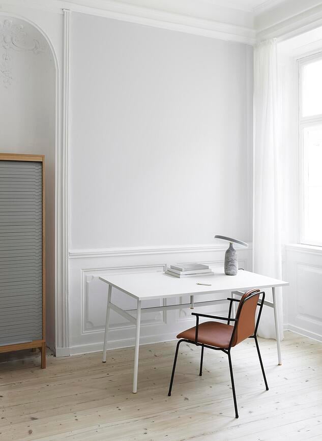 Eddy Stolna Lampa siva